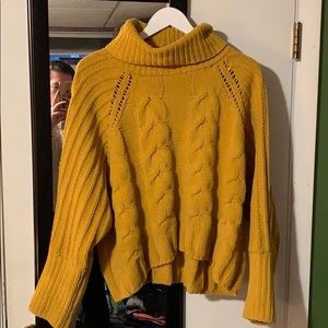 Mustard yellow comfy sweater